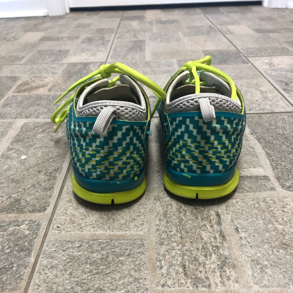 Nike Free Shoes - Picture 3 of 5